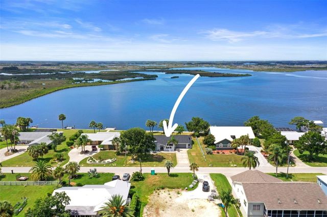 11930 W BAYSHORE DRIVE, Crystal River, FL 34429