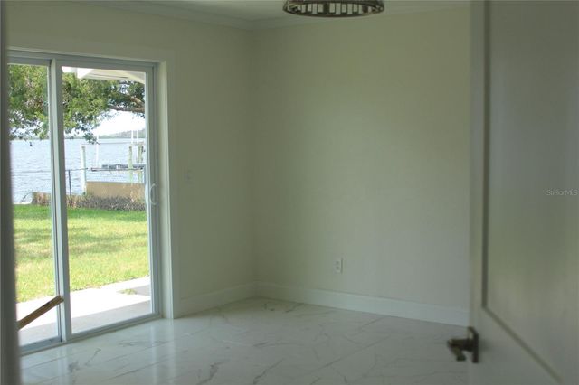 11930 W BAYSHORE DRIVE, Crystal River, FL 34429