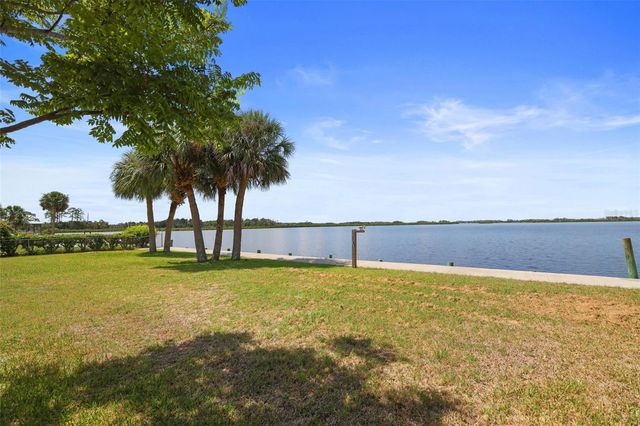 11930 W BAYSHORE DRIVE, Crystal River, FL 34429