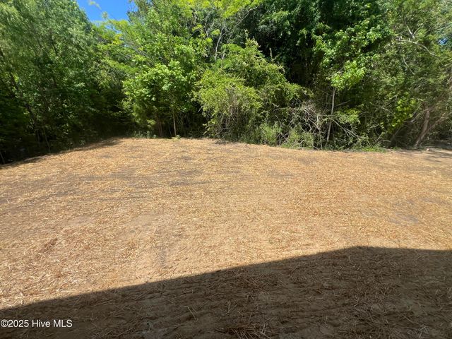 410 Hadnot Avenue, Maysville, NC 28555