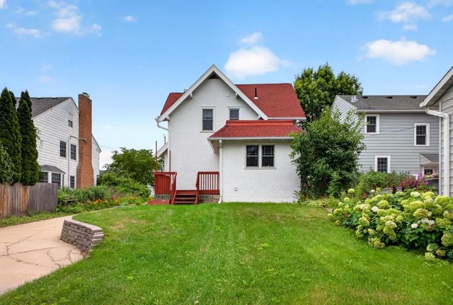 429 15th Avenue SW, Rochester, MN 55902