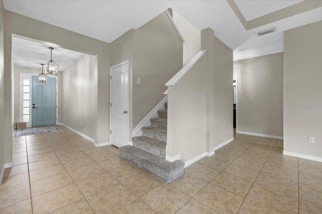 7448 47TH AVENUE CIRCLE E, Bradenton, FL 34203