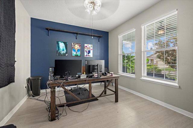 7448 47TH AVENUE CIRCLE E, Bradenton, FL 34203