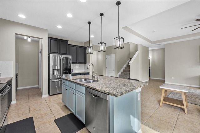 7448 47TH AVENUE CIRCLE E, Bradenton, FL 34203