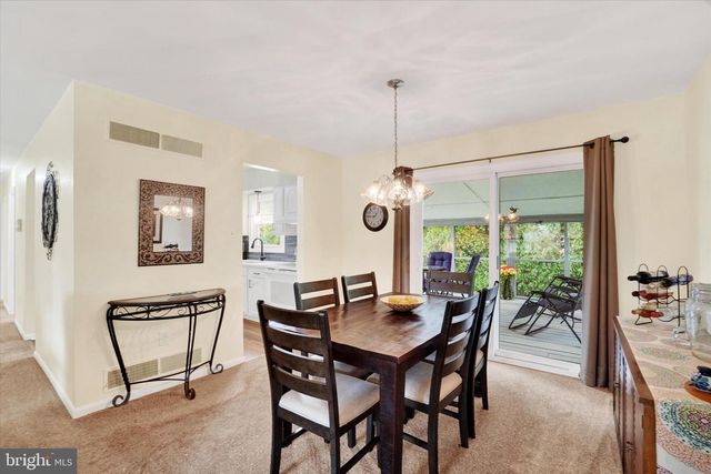 35 INDEPENDENCE DR, New Freedom, PA 17349