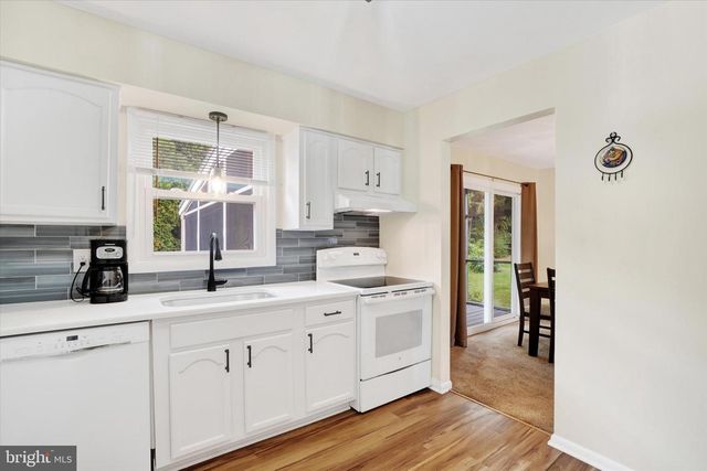 35 INDEPENDENCE DR, New Freedom, PA 17349