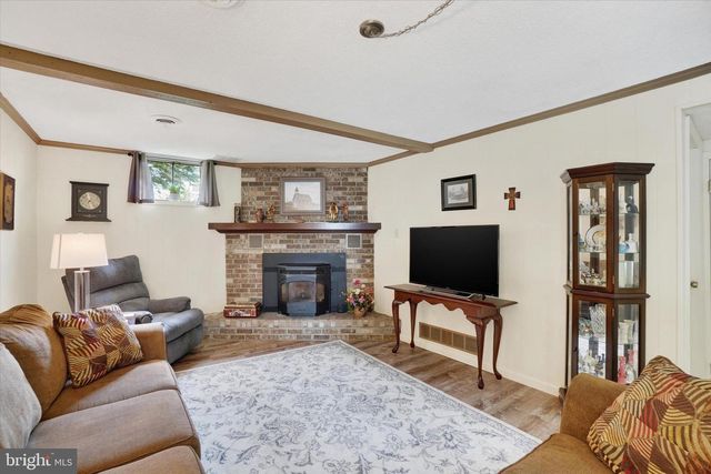 35 INDEPENDENCE DR, New Freedom, PA 17349