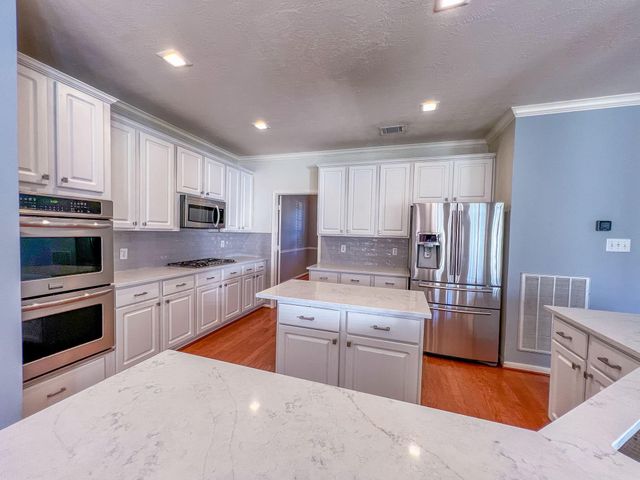 19911 Stonelodge Drive, Katy, TX 77450