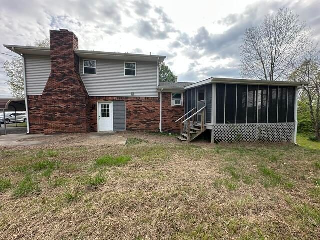 7740 Old Mayfield Road, Paducah, KY 42003