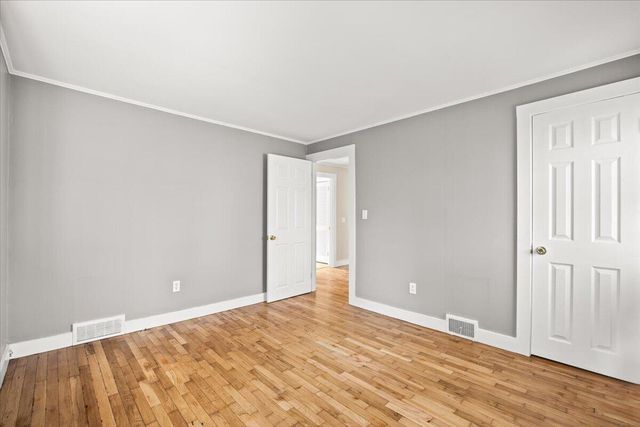 365 Phinneys Lane, Centerville, MA 02632