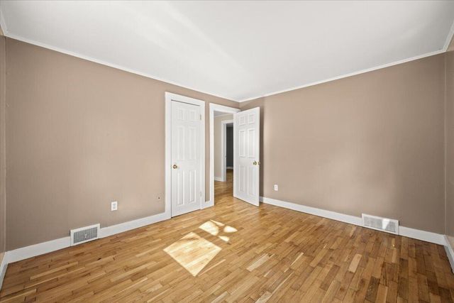 365 Phinneys Lane, Centerville, MA 02632