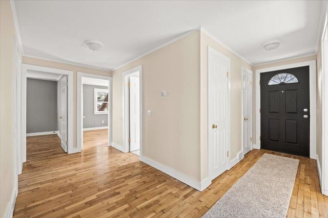 365 Phinneys Lane, Centerville, MA 02632