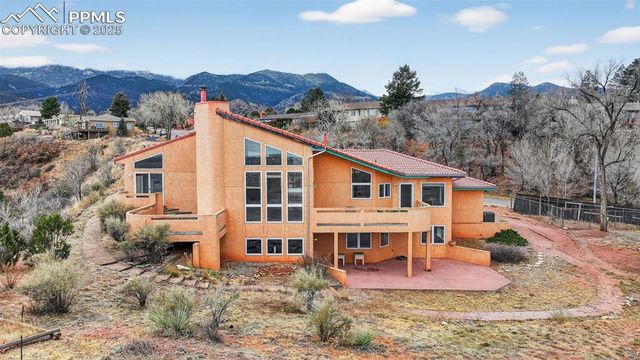 133 Crystal Hills Boulevard, Manitou Springs, CO 80829