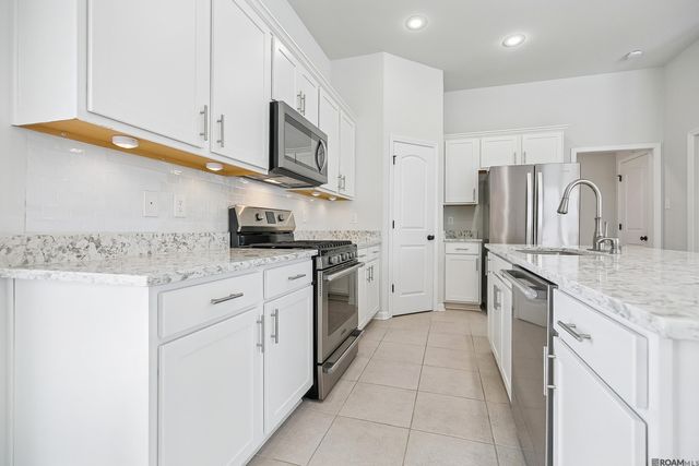 18303 Dove Hollow Dr, Prairieville, LA 70769