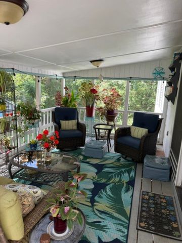 7 Sebring Road, South Burlington, VT 05403