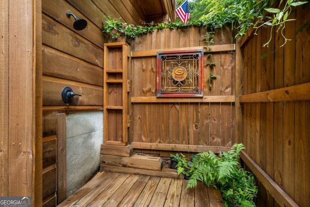 167 Trails End Ridge, Ellijay, GA 30540