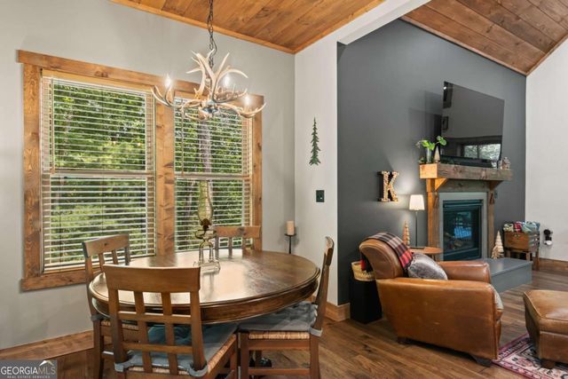 167 Trails End Ridge, Ellijay, GA 30540