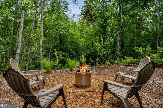 167 Trails End Ridge, Ellijay, GA 30540