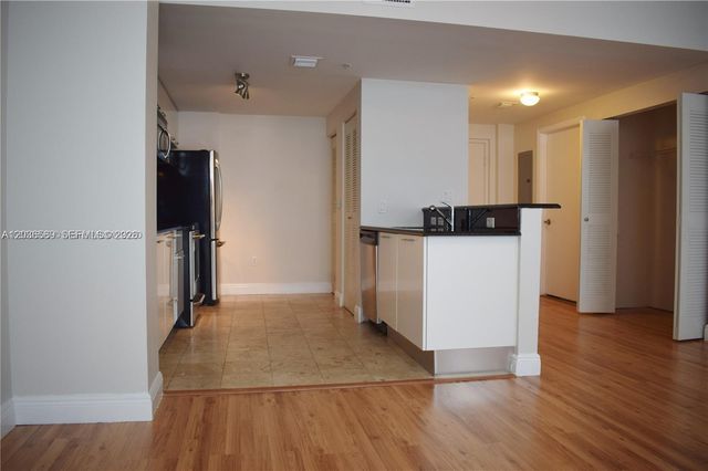 3339 Virginia St 207, Miami, FL 33133