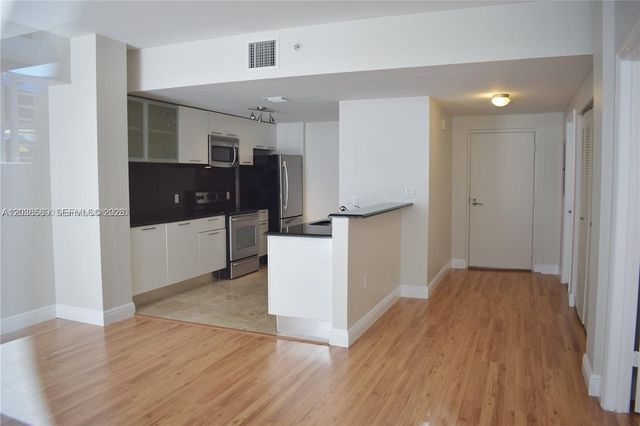 3339 Virginia St 207, Miami, FL 33133