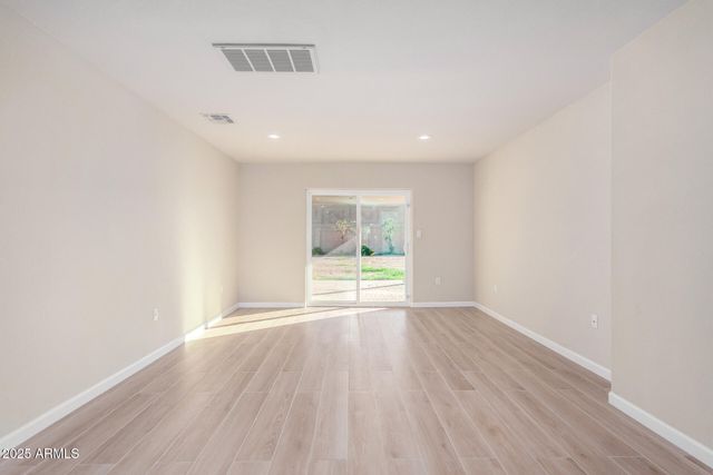 315 W RIVIERA Drive, Tempe, AZ 85282