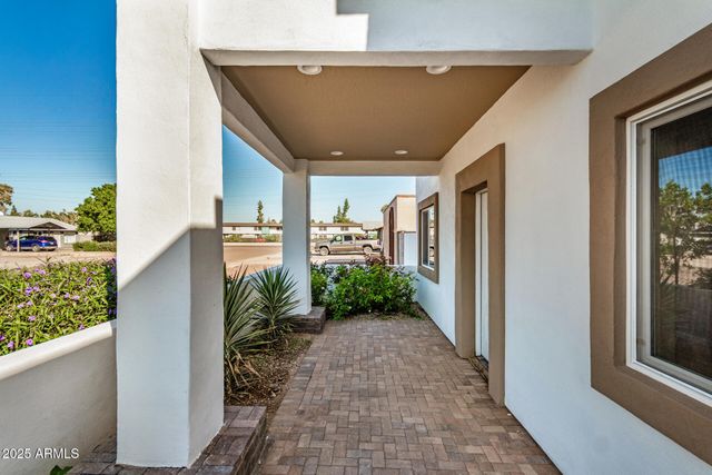 315 W RIVIERA Drive, Tempe, AZ 85282