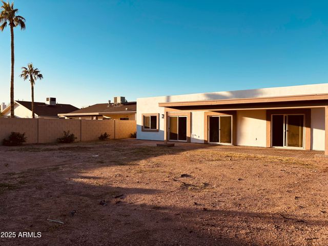 315 W RIVIERA Drive, Tempe, AZ 85282