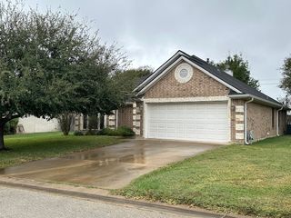 702 Woodson Drive, Caldwell, TX 77836