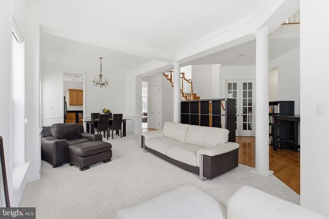 8305 ALLERDALE CT, Lorton, VA 22079