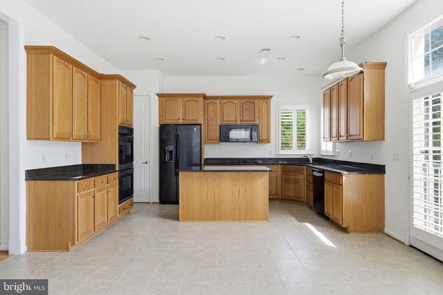 8305 ALLERDALE CT, Lorton, VA 22079