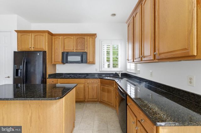 8305 ALLERDALE CT, Lorton, VA 22079