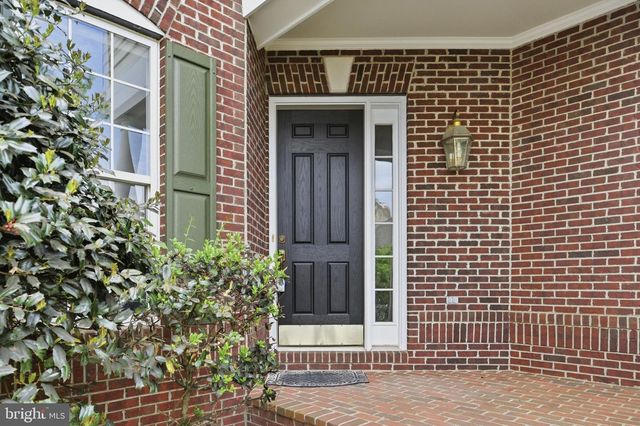 8305 ALLERDALE CT, Lorton, VA 22079