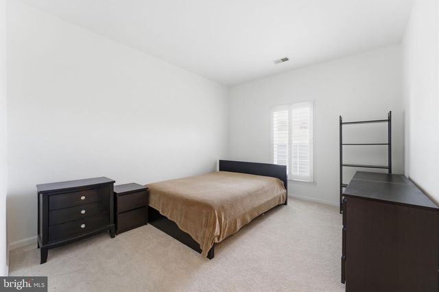 8305 ALLERDALE CT, Lorton, VA 22079
