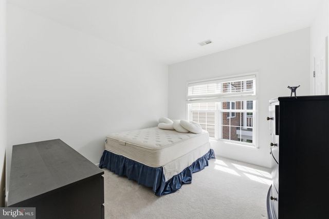 8305 ALLERDALE CT, Lorton, VA 22079