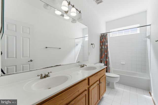 8305 ALLERDALE CT, Lorton, VA 22079