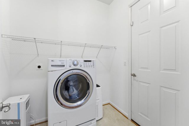 8305 ALLERDALE CT, Lorton, VA 22079