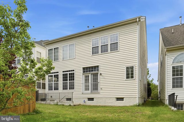 8305 ALLERDALE CT, Lorton, VA 22079