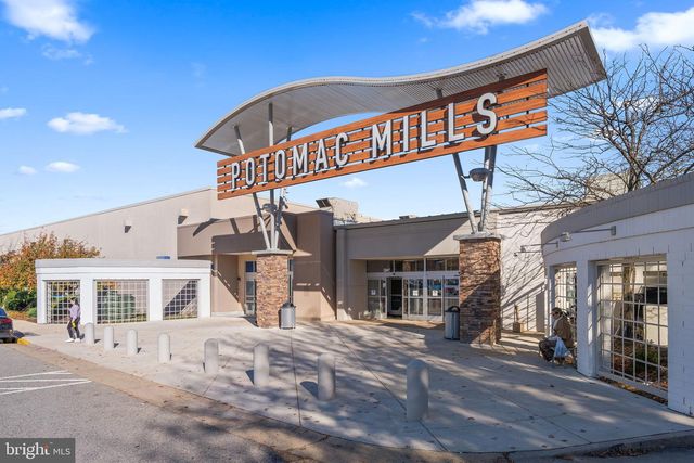 8305 ALLERDALE CT, Lorton, VA 22079