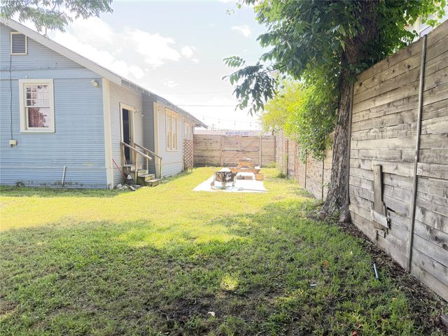 511 N Beaton Street, Corsicana, TX 75110