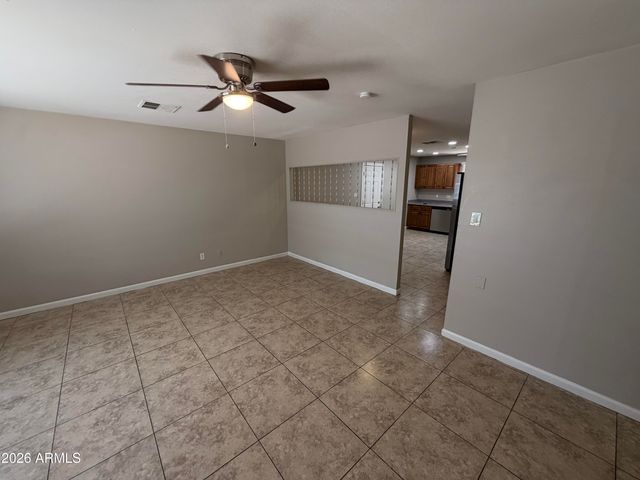 5318 W WINDSOR Avenue, Phoenix, AZ 85035