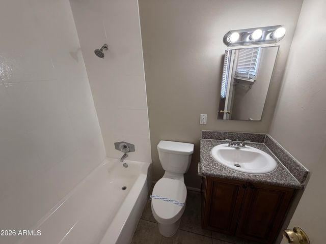 5318 W WINDSOR Avenue, Phoenix, AZ 85035