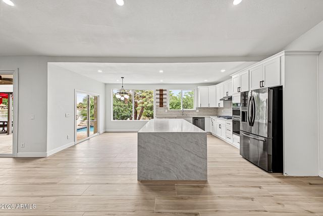 11103 W ASHLAND Way, Avondale, AZ 85392