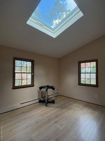 3 Seward Lane, Stony Brook, NY 11790