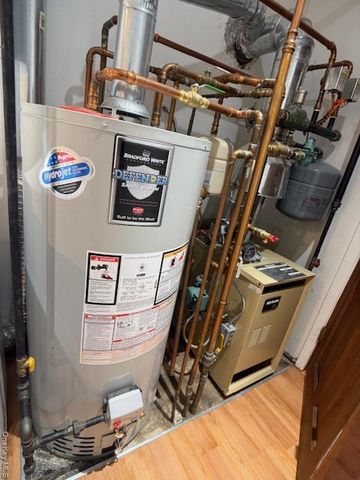 3 Seward Lane, Stony Brook, NY 11790