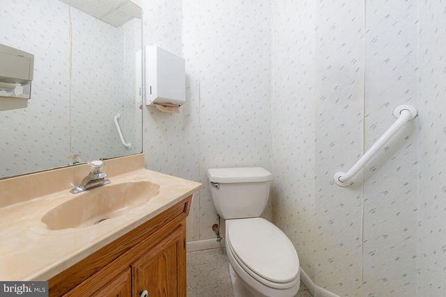 1160 E LANDIS AVE, Vineland, NJ 08360