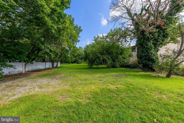 1160 E LANDIS AVE, Vineland, NJ 08360