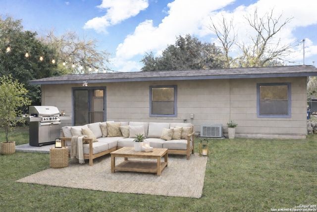 110 Tropicana, San Antonio, TX 78242