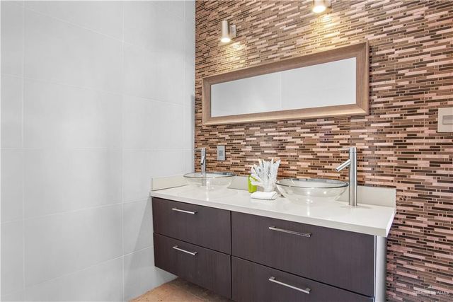 2806 Santa Laura, Mission, TX 78572