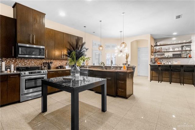 2806 Santa Laura, Mission, TX 78572