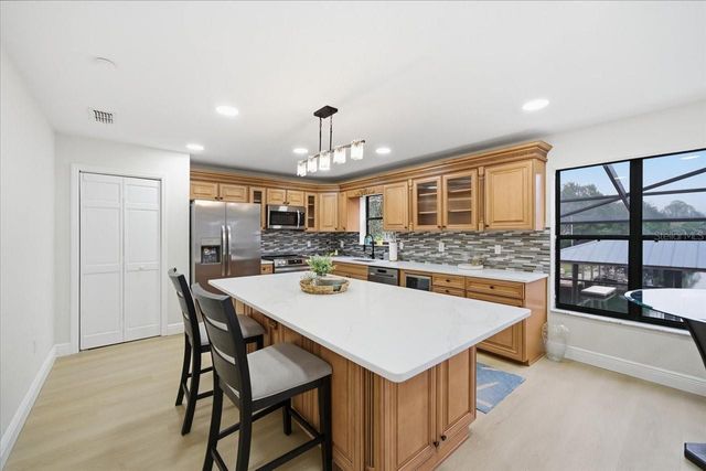 1821 NW 20TH AVENUE, Crystal River, FL 34428